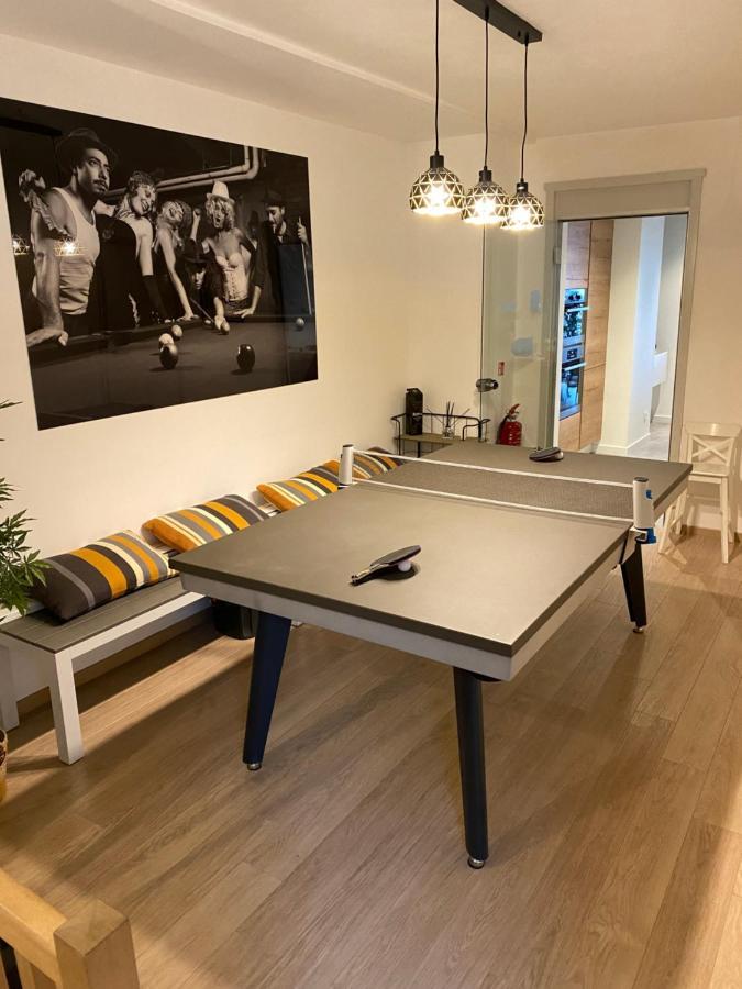 Spacious Apartment With Sea View Остенде Екстериор снимка