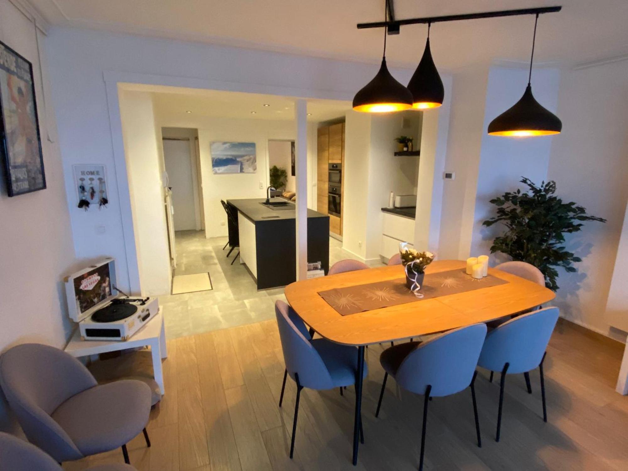 Spacious Apartment With Sea View Остенде Екстериор снимка